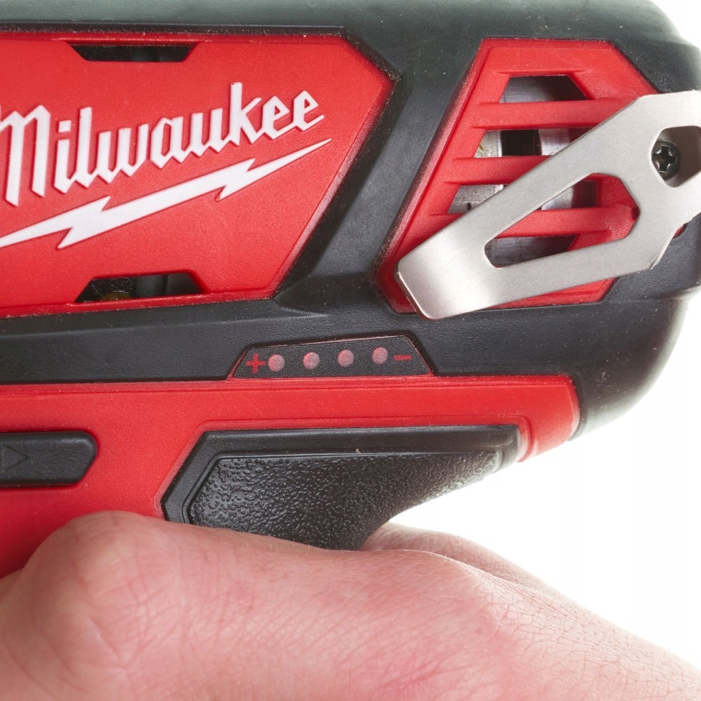 MILWAUKEE KLUCZ UDAROWY M12 BIW12-0 UCHWYT 1/2'' WYPRZEDAŻ