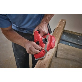 MILWAUKEE M18 BP-0 STRUG STRUGARKA