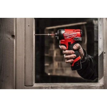 MILWAUKEE AKUMULATOR M12 B2 2Ah Li-lon 12V 2.0Ah RED