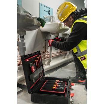 MILWAUKEE ZESTAW NARZĘDZI RĘCZNYCH ELEKTRYKA SZCZYPCE, WKRĘTAKI, KLUCZE, NASADKI, OBCINAK DO RUR, PACKOUT- 74 ELEMENTY