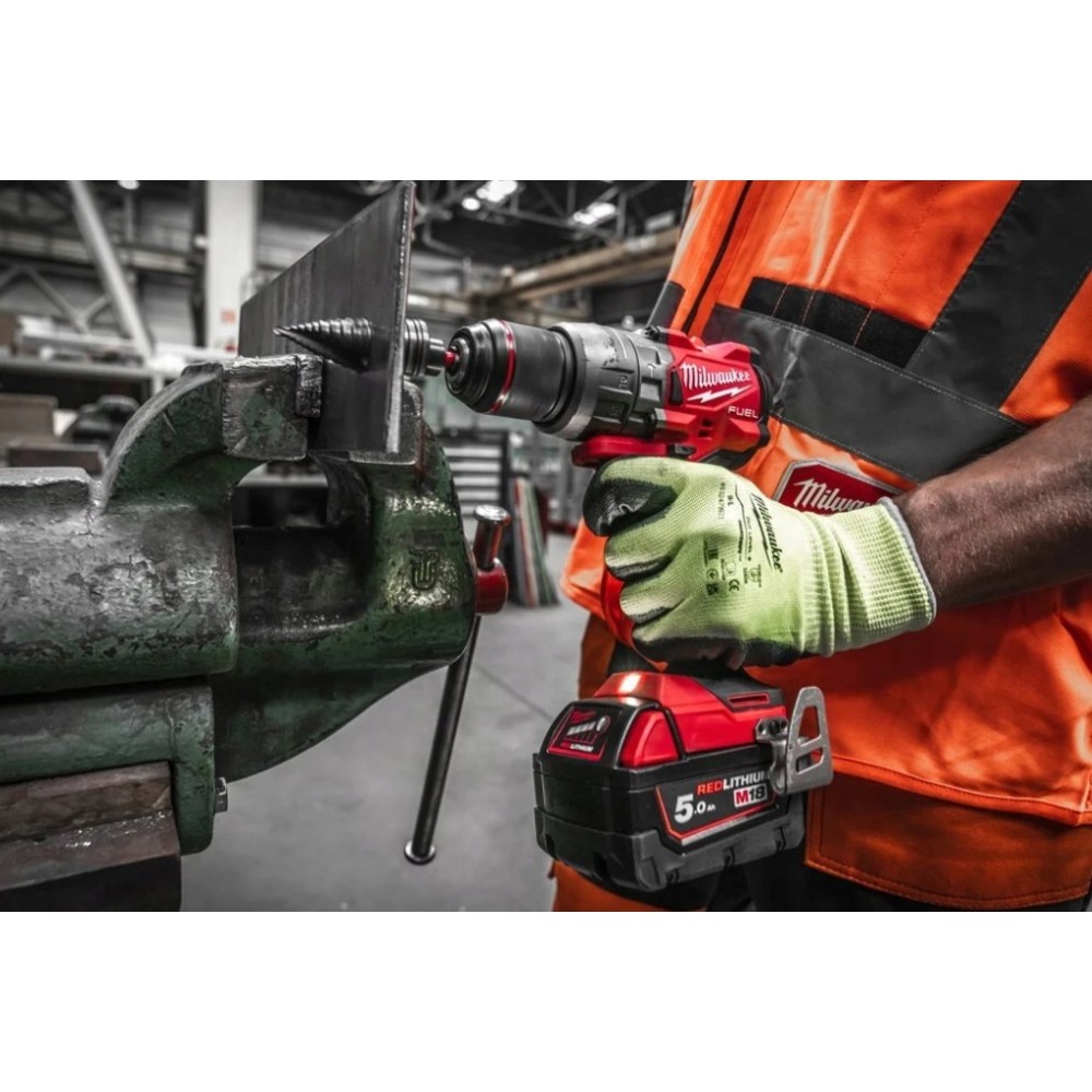 OFERTA PROMOCYJNA MILWAUKEE WIERTARKO WKRĘTARKA UDAROWA M18 FPD3-0 AKUMULATOR 8.0Ah, 5.0Ah