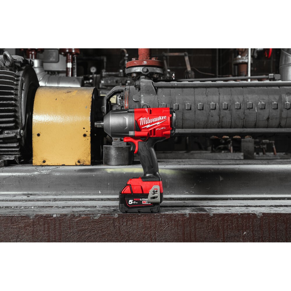 OFERTA PROMOCYJNA MILWAUKEE M18 FHIWF12-0X KLUCZ UDAROWY 1898Nm AKUMULATOR 5.0Ah, 8.0Ah