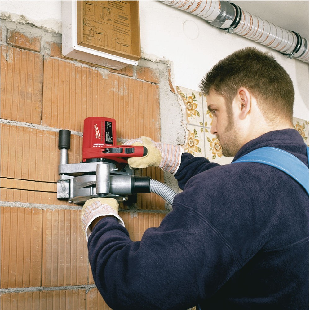 MILWAUKEE BRUZDOWNICA SIECIOWA 1900W 150MM WCS45 ODPYLAIE GŁĘBOKOŚĆ CIIĘCIA 45MM