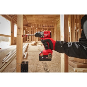 OFERTA PROMOCYJNA MILWAUKEE KOMPAKTOWA BEZSZCZOTKOWA WIERTARKO-WKRĘTARKA Z UDAREM M18 BLPDRC-422C AKUMULATOR 2.0Ah