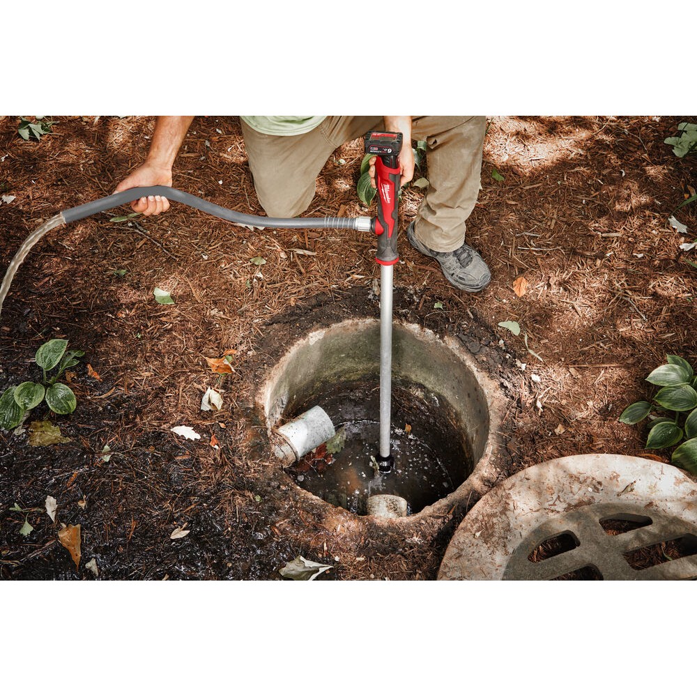 OFERTA PROMOCYJNA MILWAUKEE POMPA DO WODY M12 BSWP-601 AKUMULATOR 6.0Ah