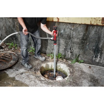 OFERTA PROMOCYJNA MILWAUKEE POMPA DO WODY M12 BSWP-601 AKUMULATOR 6.0Ah