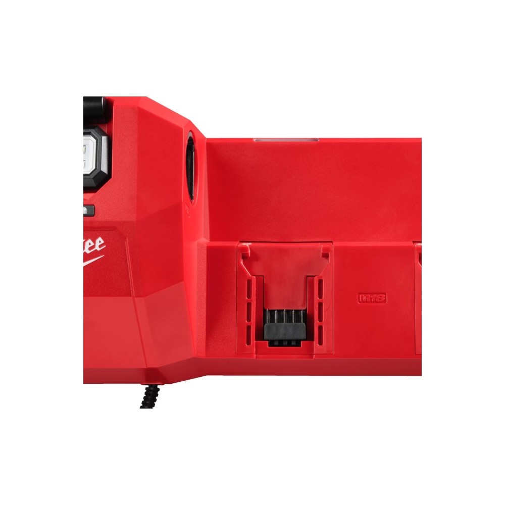 MILWAUKEE ŁADOWARKA 4-PORTOWA 12V i 18V Z REFLEKTOREM 450Lm GANGBOX M12-18 GBC4 USB