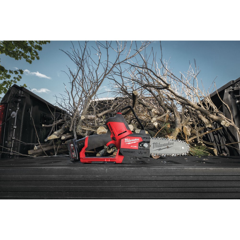MILWAUKEE ZESTAW PIŁA ŁAŃCUCHOWA DO GAŁĘZI M12 FHS-602X