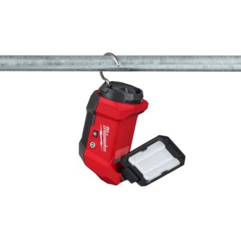 MILWAUKEE REFLEKTOR WIELOKIERUNKOWY Z SYSTEMEM PACKOUT M12 ALIP-0