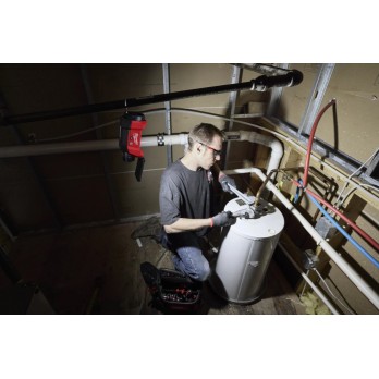 MILWAUKEE REFLEKTOR WIELOKIERUNKOWY Z SYSTEMEM PACKOUT M12 ALIP-0