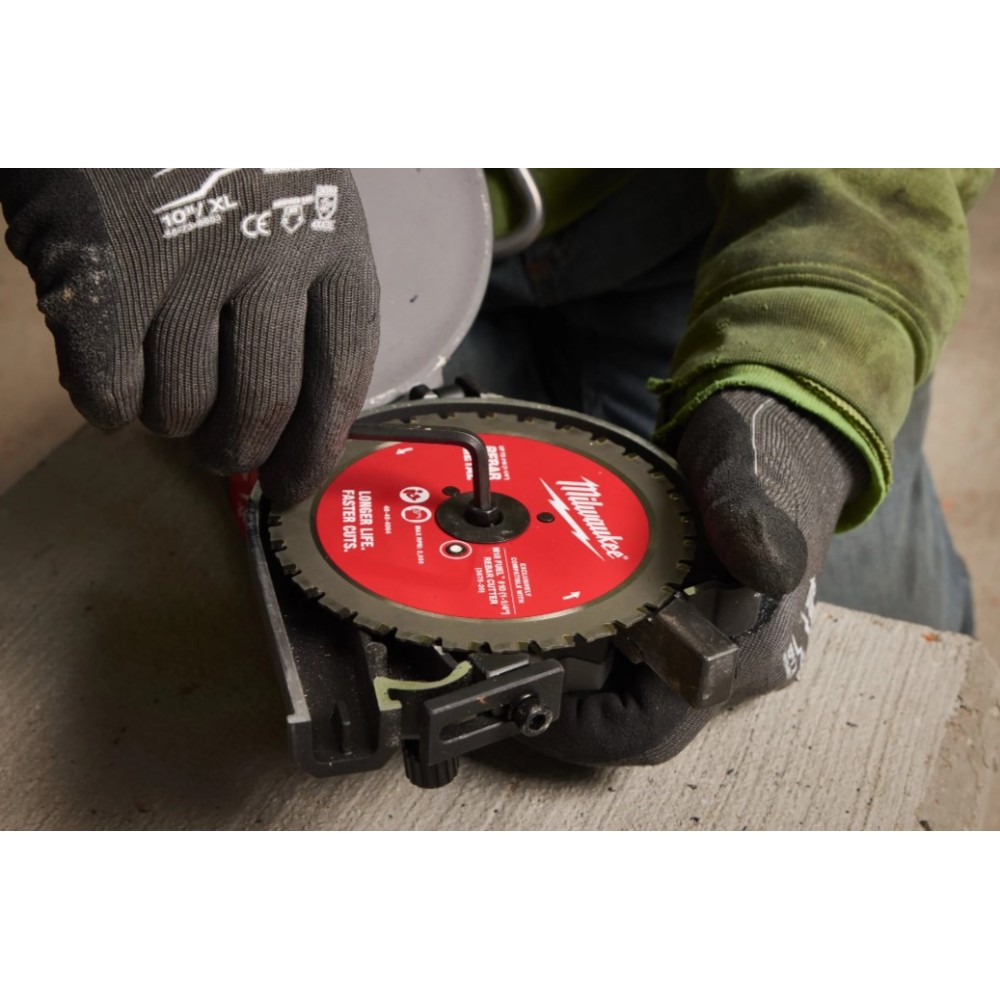 MILWAUKEE PRZECINARKA DO PRĘTÓW ZBROJENIOWYCH M18 FRBCO32-0X