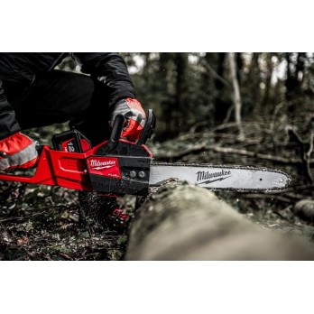 OFERTA PROMOCYJNA MILWAUKEE PILARKA ŁAŃCUCHOWA 40CM M18 FCHS-122 + 2x M18 8.0Ah FORGE