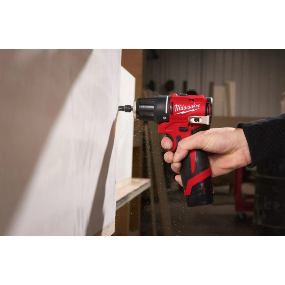 MILWAUKEE KOMPAKTOWA WIERTARKO-WKRĘTARKA UDAROWA M12 BLPDRC-402C