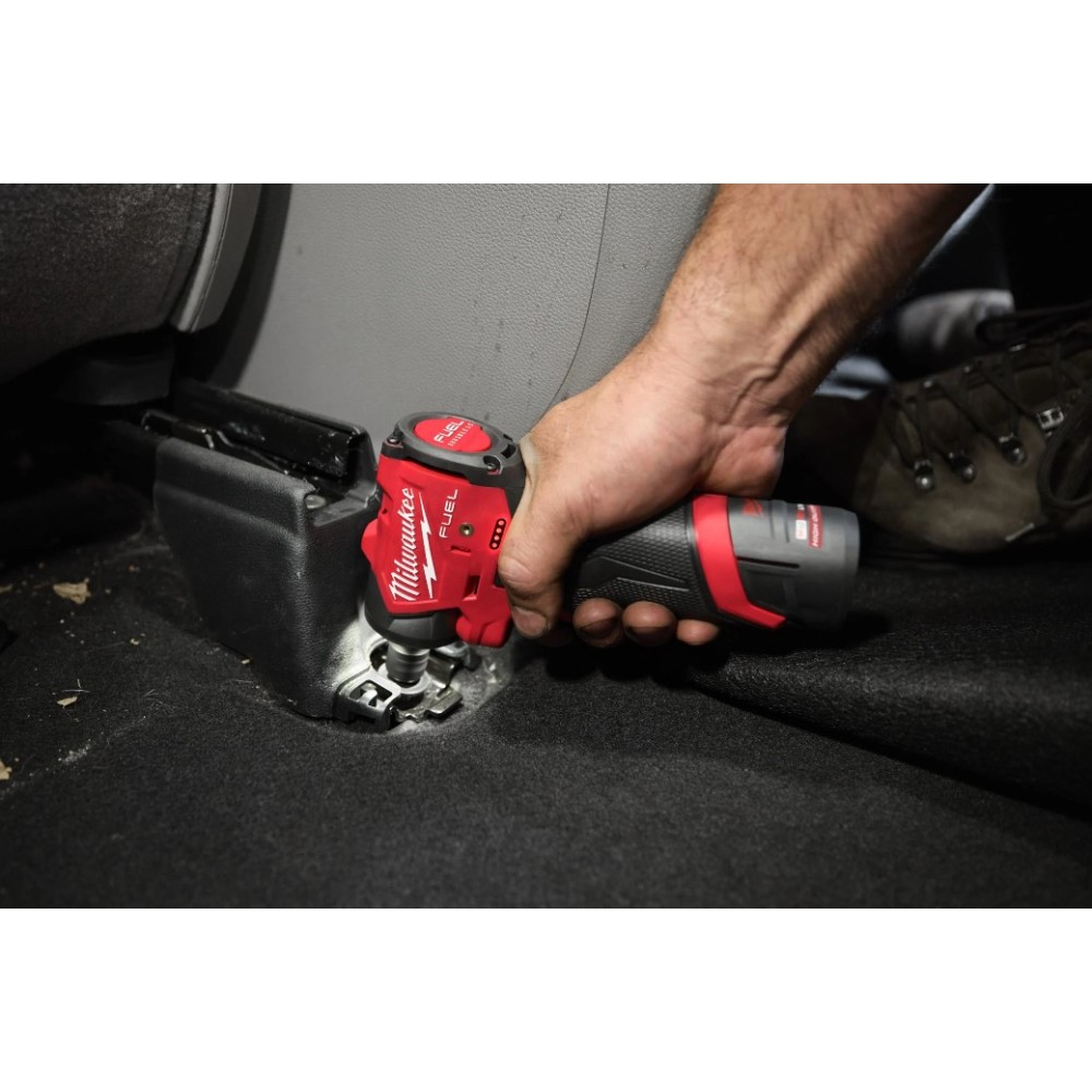 MILWAUKEE SUBKOMPAKTOWY KLUCZ UDAROWY M12 FSCIWF14-252X 136Nm