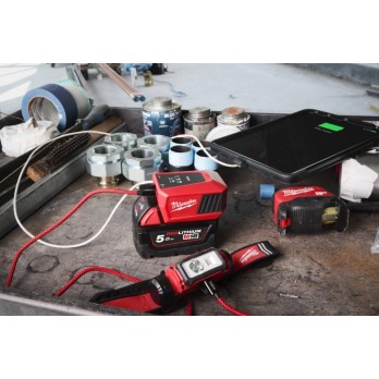 MILWAUKEE MINI ŁADOWARKA DO AKUMULATORÓW 18V M18 TC-0