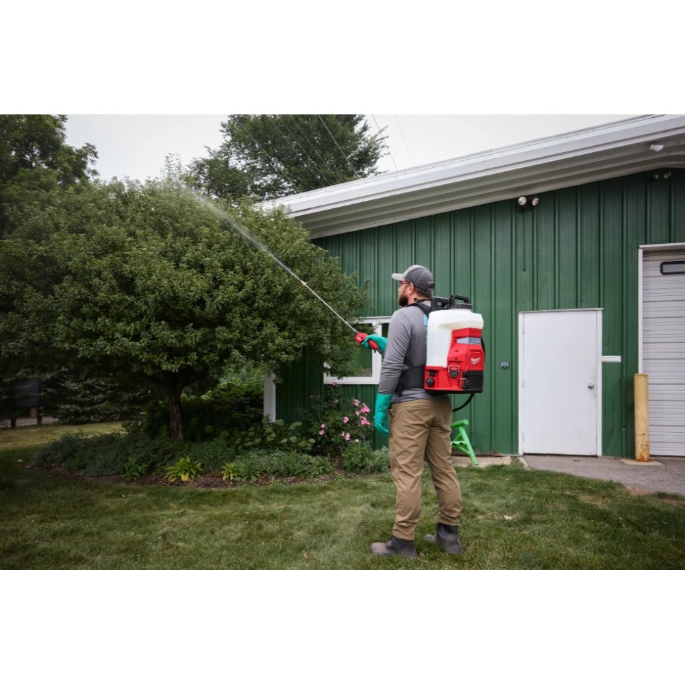 MILWAUKEE PLECAKOWY OPRYSKIWACZ CIŚNIENIOWY BAZA I ZBIORNIK NA CHEMIĘ NOWA GENERACJA M18 BBPFP2-CST