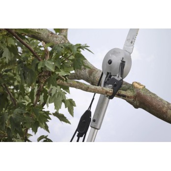 MILWAUKEE PIŁA RĘCZNA TELESKOPOWA 4,9M Z SEKATOREM