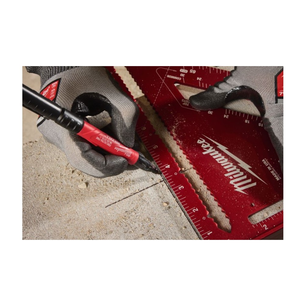 MILWAUKEE CZARNY MARKER Z PODWÓJNĄ KOŃCÓWKĄ