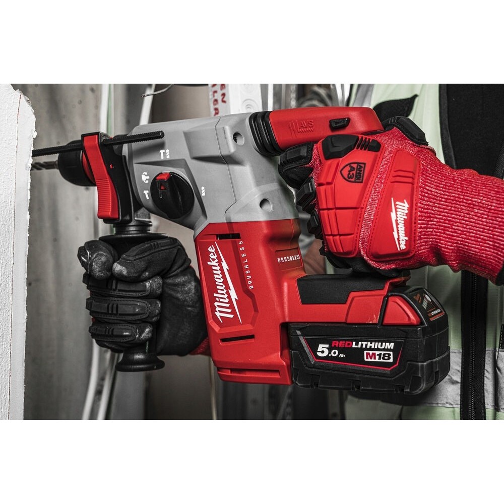 MILWAUKEE M 18BLHX-502X BEZSZCZOTKOWY MŁOT SDS-PL 26 MM 4 TRYBY